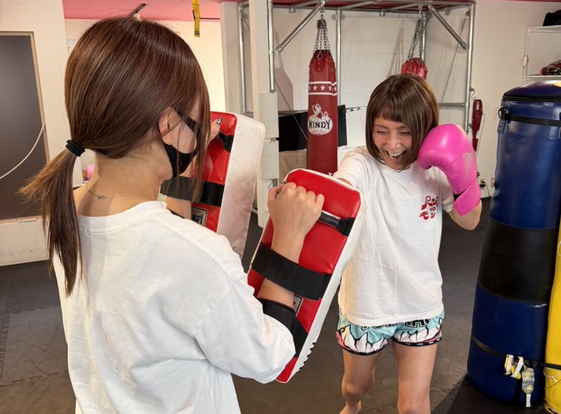 あづさんのパンチの様子